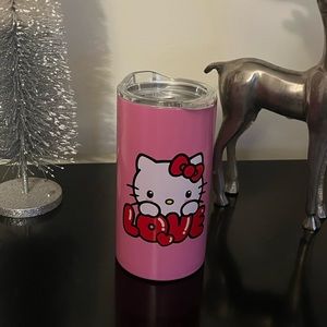 NWT Exclusive Hello Kitty 24 oz tumbler